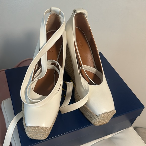 Ralph Lauren wedge espadrile! - Picture 2 of 3